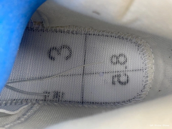 1st Kicks AO2571-100 4 Levi's x Jordan Air 'White' 0812